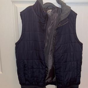 Pacific Trail Hooded Vest
